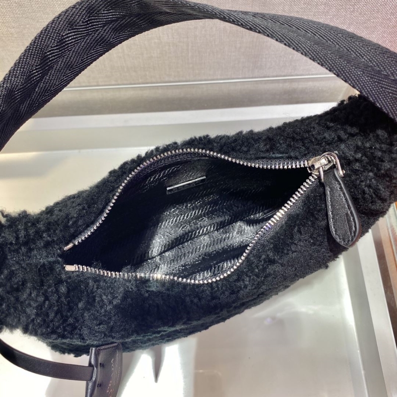 Pra*a hobo bags